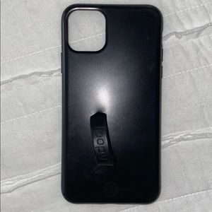 All black loopy case